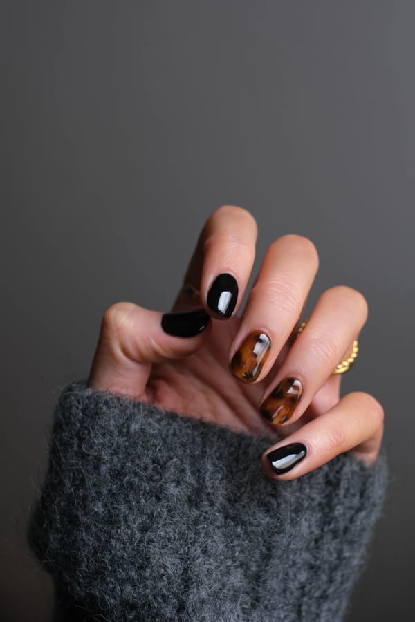 Red Gel Nails